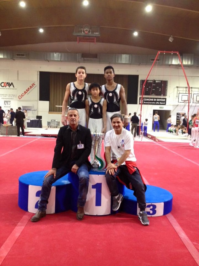 La delegazione Marche composta dai ginnasti Giannini Lay, Mario Macchiati e Lorenzo Casali e dai tecnici della Giovanile Ancona Fabrizio Marcotullio e Riccardo Pallotta.